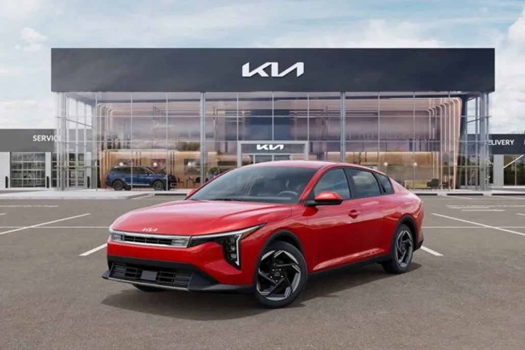 2025 Kia K4 EX photo 1