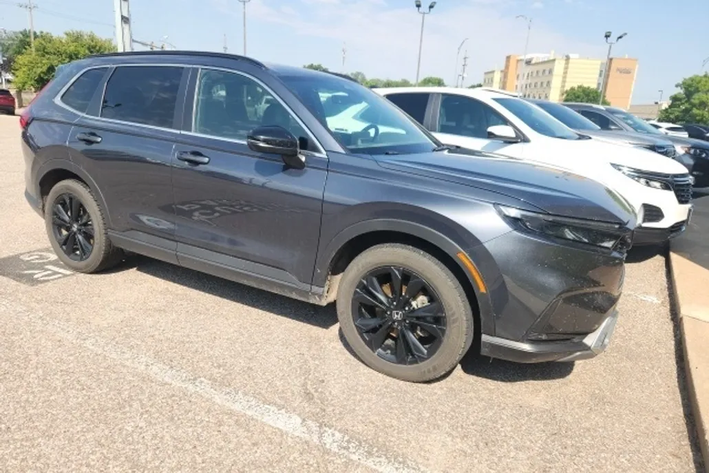 2023 Honda CR-V Hybrid Sport Touring photo 1