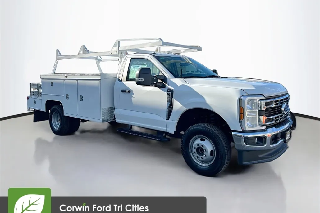 2024 Ford F-350 XL photo 1