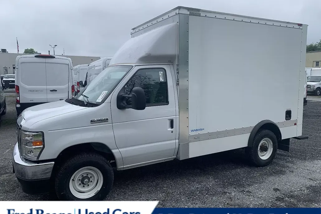 2025 Ford E-350 Base photo 1