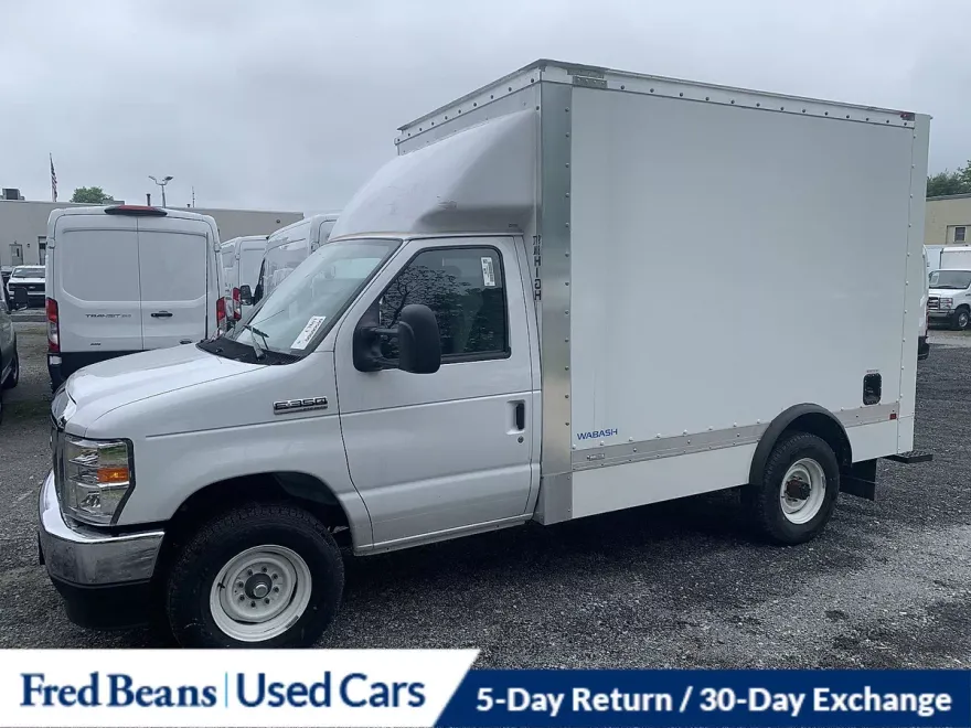 2025 Ford E-350 Base photo 1