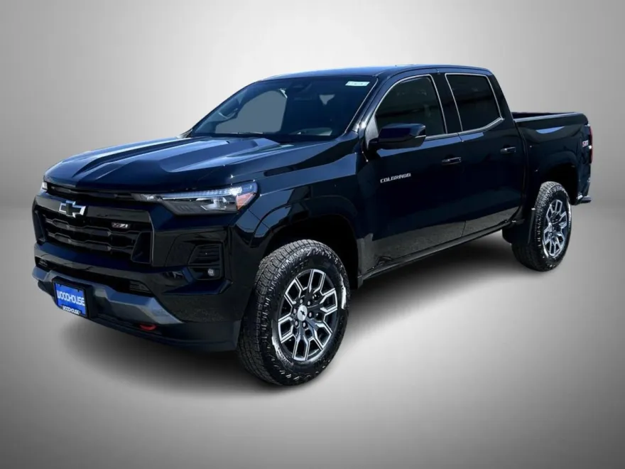 2026 Chevrolet Colorado Z71 photo 1
