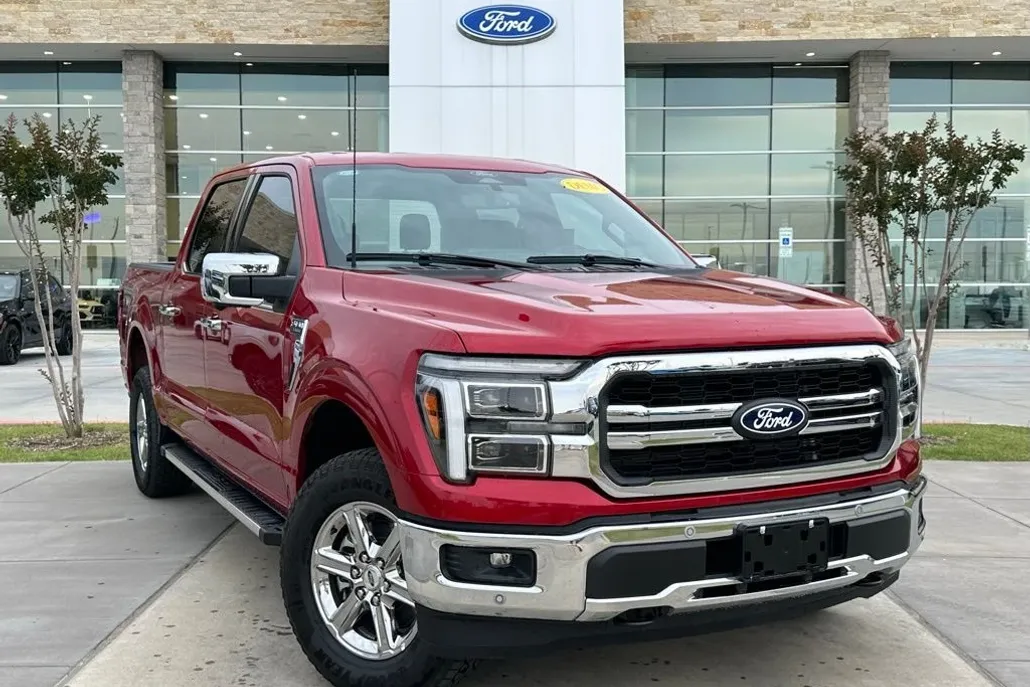 2025 Ford F-150 Lariat photo 1