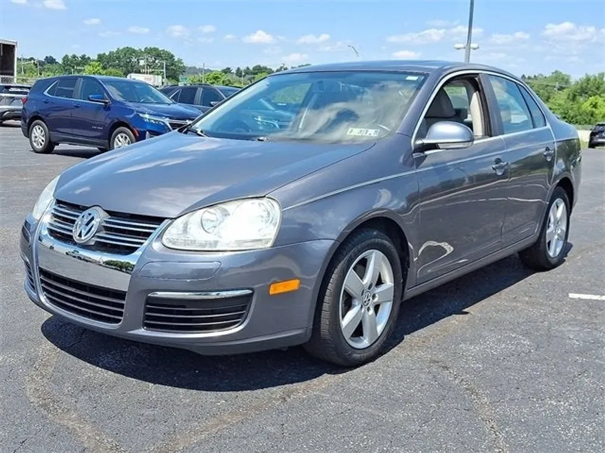 2009 Volkswagen Jetta SE photo 1