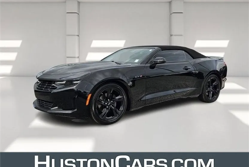 2020 Chevrolet Camaro LT1 photo 1