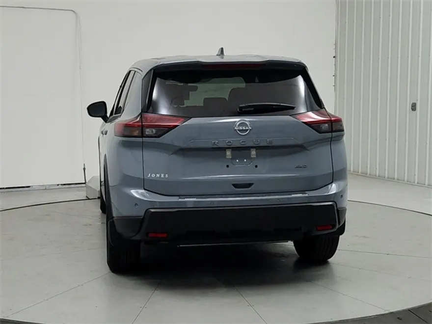 2026 Nissan Rogue SV photo 1