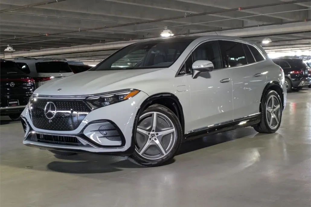 2023 Mercedes Benz EQS SUV 580 4MATIC photo 1