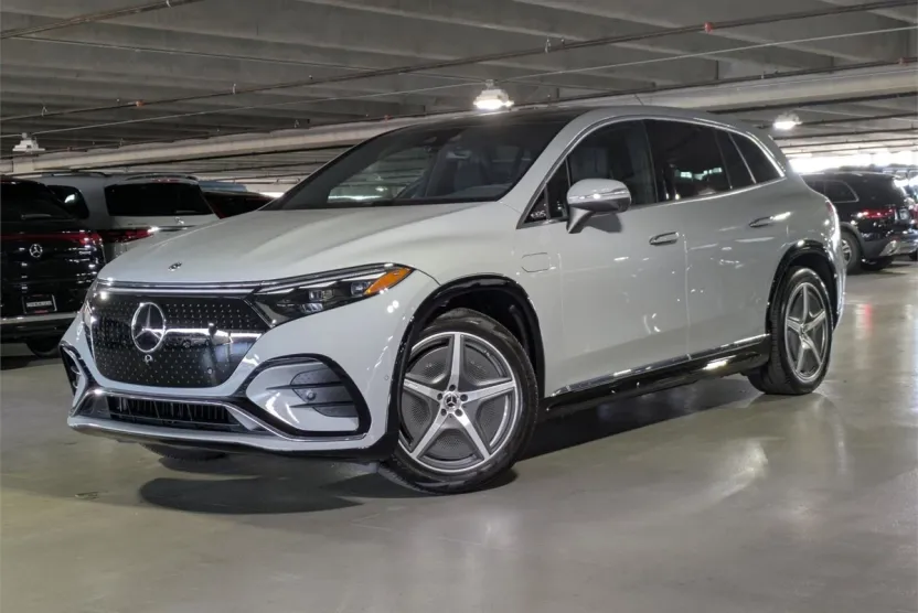 2023 Mercedes Benz EQS SUV 580 4MATIC photo 1