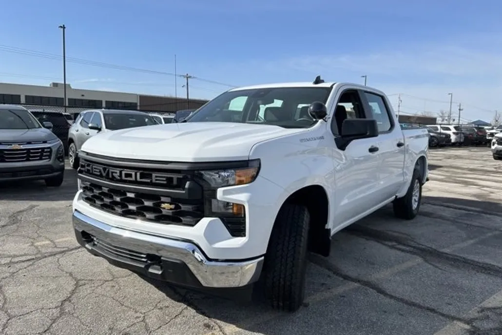 2024 Chevrolet Silverado 1500 photo 1