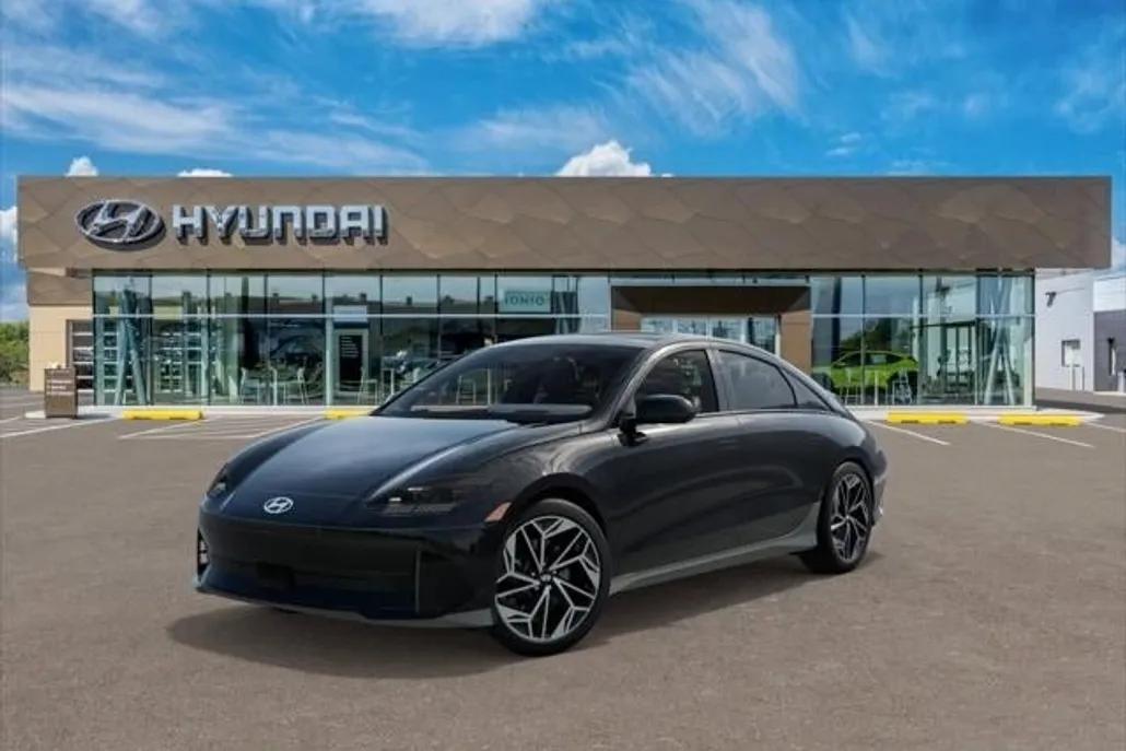 2025 Hyundai Ioniq 6 Limited photo 1