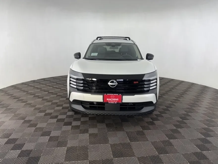 2026 Nissan Kicks SR photo 1