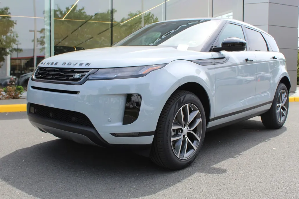 2026 Land Rover Range Rover Evoque S photo 1