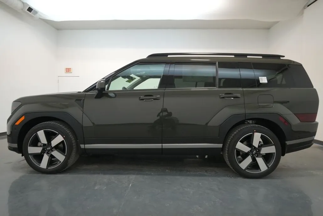 2026 Hyundai Santa Fe Limited photo 1