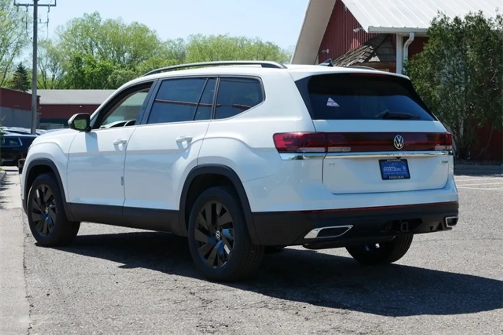 2025 Volkswagen Atlas SE Technology photo 1
