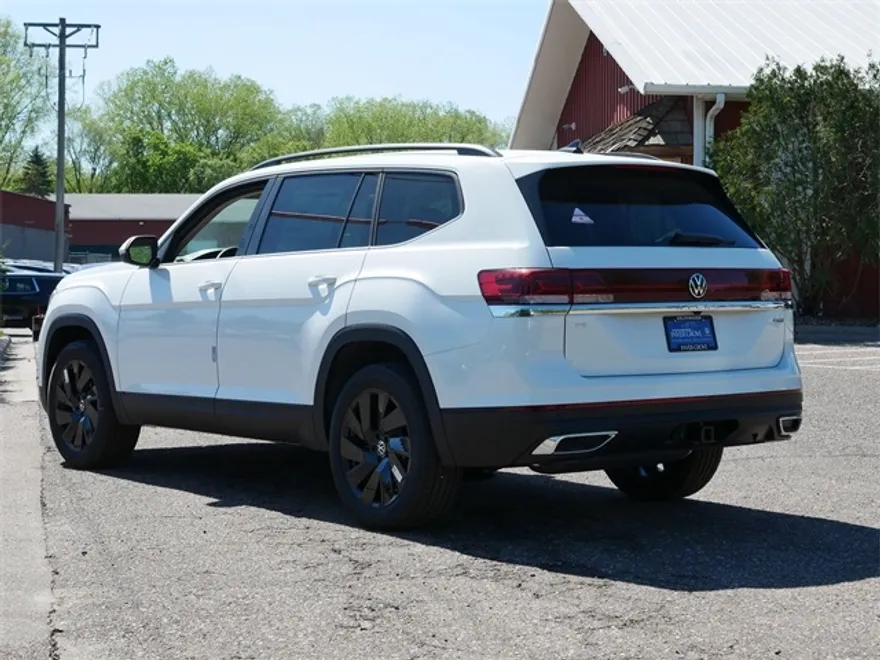 2025 Volkswagen Atlas SE Technology photo 1