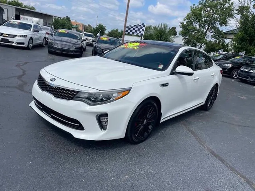 2018 Kia Optima SX Turbo photo 1