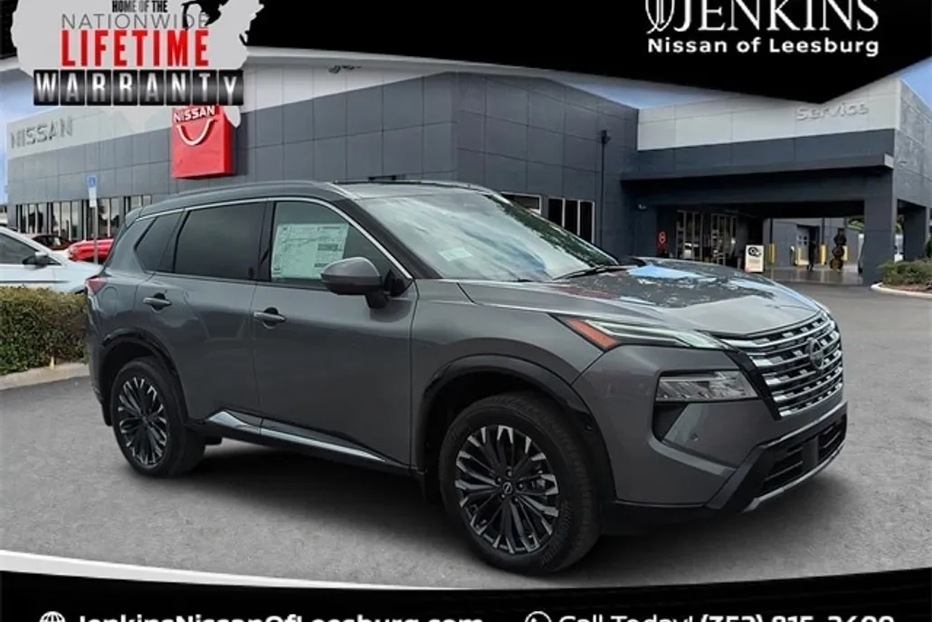 2026 Nissan Rogue Platinum photo 1