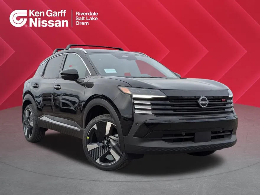 2025 Nissan Kicks SR photo 1