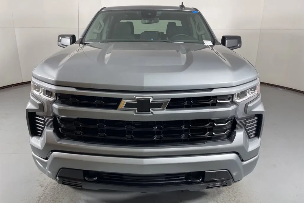 2026 Chevrolet Silverado 1500 RST photo 1