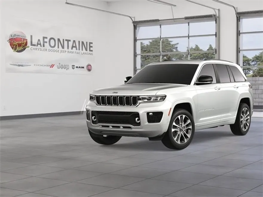 2025 Jeep Grand Cherokee Overland photo 1