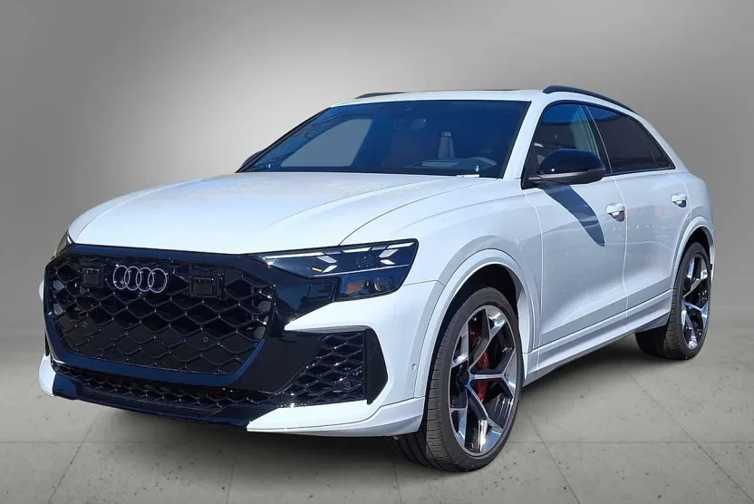 2026 Audi RS Q8 photo 1