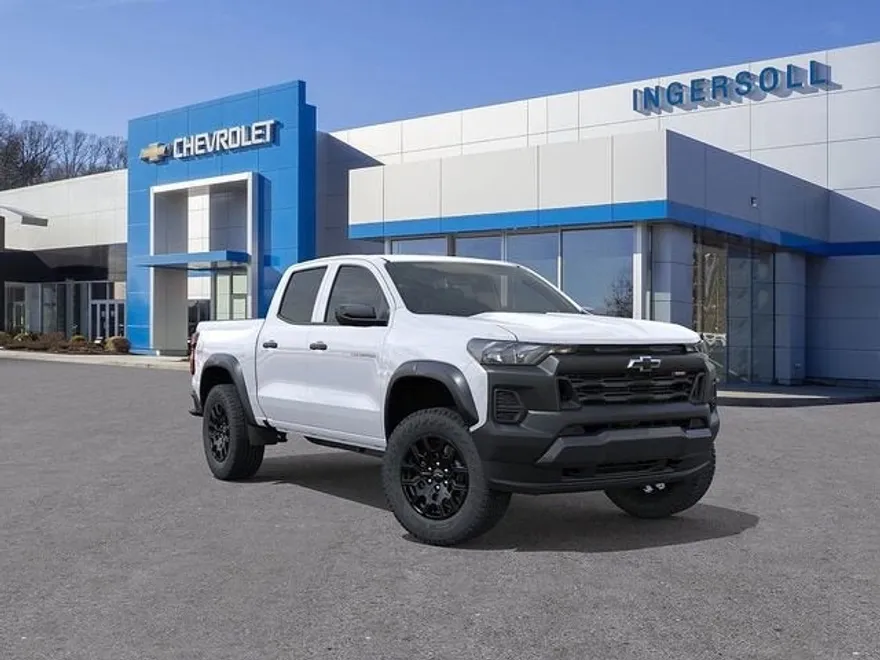 2026 Chevrolet Colorado Trail Boss photo 1