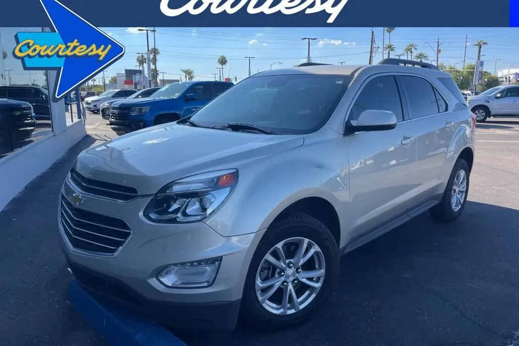 2016 Chevrolet Equinox LT photo 1