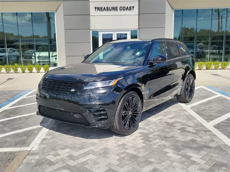 2026 Land Rover Range Rover Velar SE photo 1