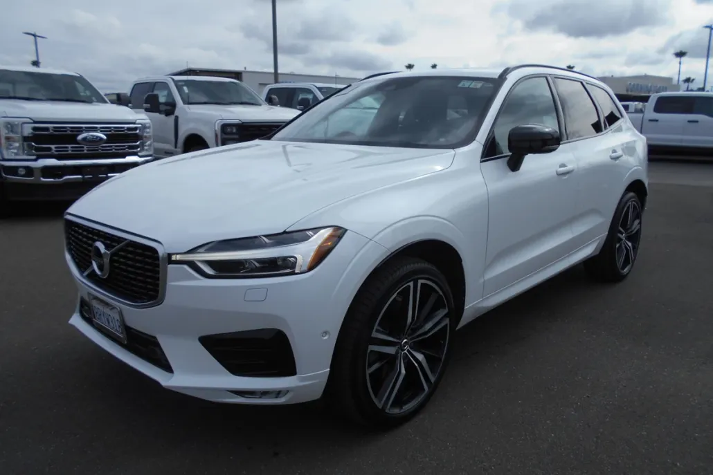 2020 Volvo XC60 Recharge photo 1