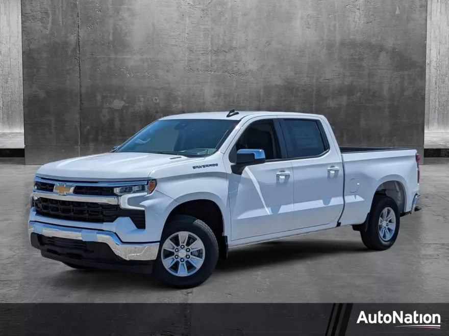 2025 Chevrolet Silverado 1500 LT photo 1