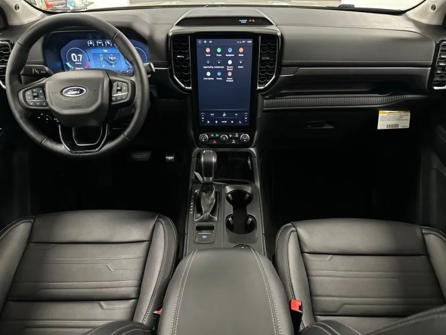 2025 Ford Ranger Lariat photo 1
