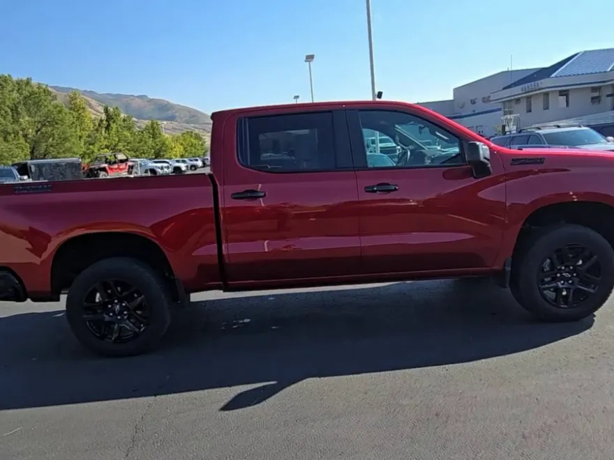 2025 Chevrolet Silverado 1500 LT Trail Boss photo 1