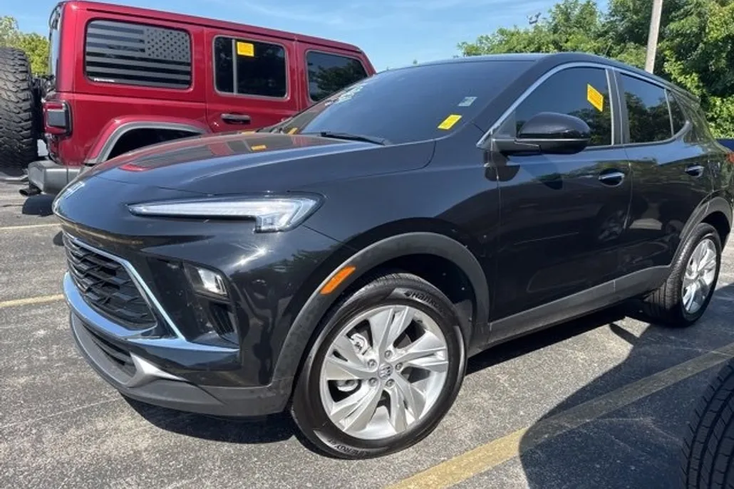 2025 Buick Encore GX Preferred photo 1