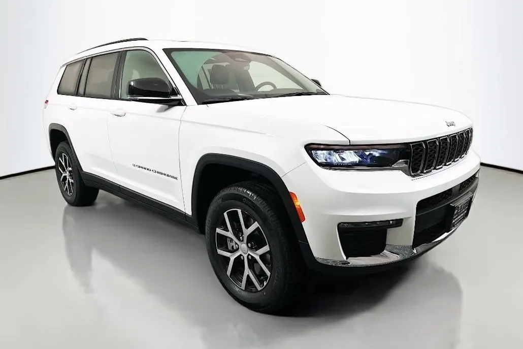 2025 Jeep Grand Cherokee Limited photo 1