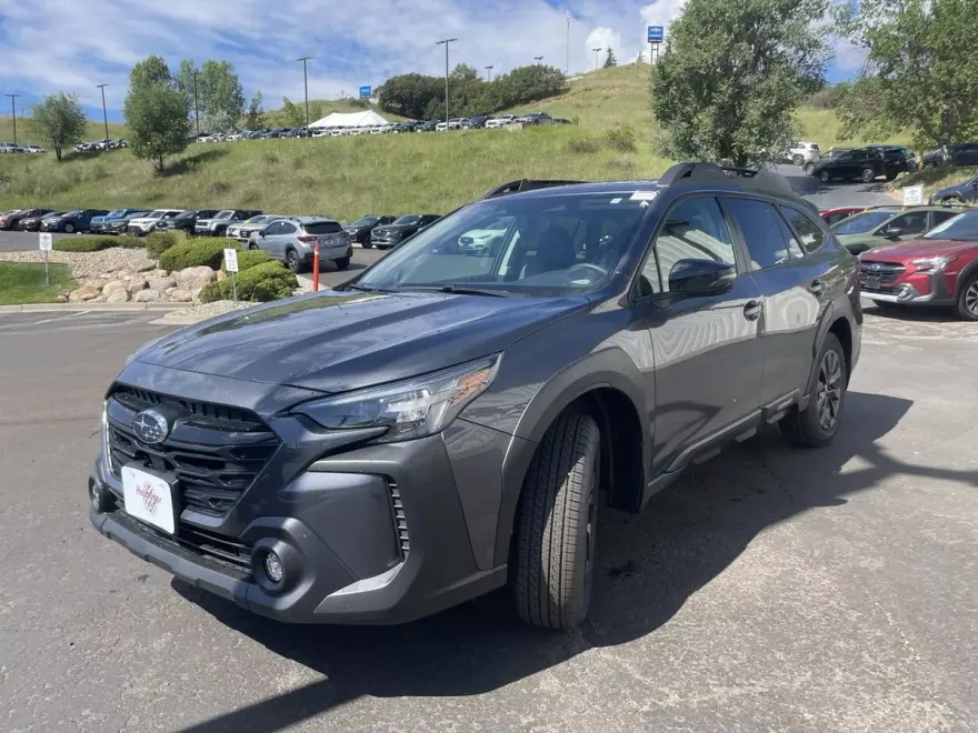 2025 Subaru Outback Onyx Edition photo 1