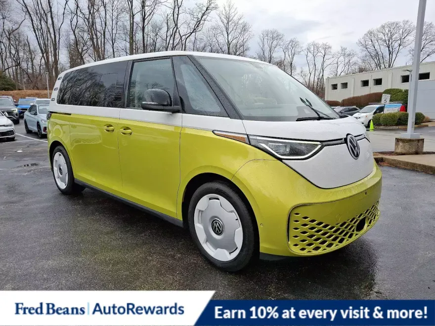 2025 Volkswagen ID. Buzz photo 1