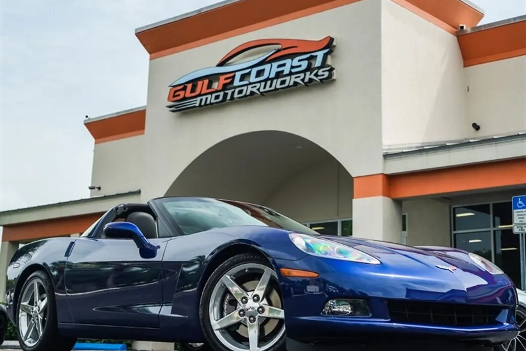 2005 Chevrolet Corvette photo 1
