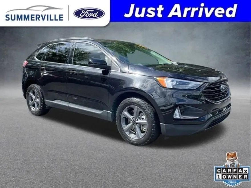 2022 Ford Edge SEL photo 1