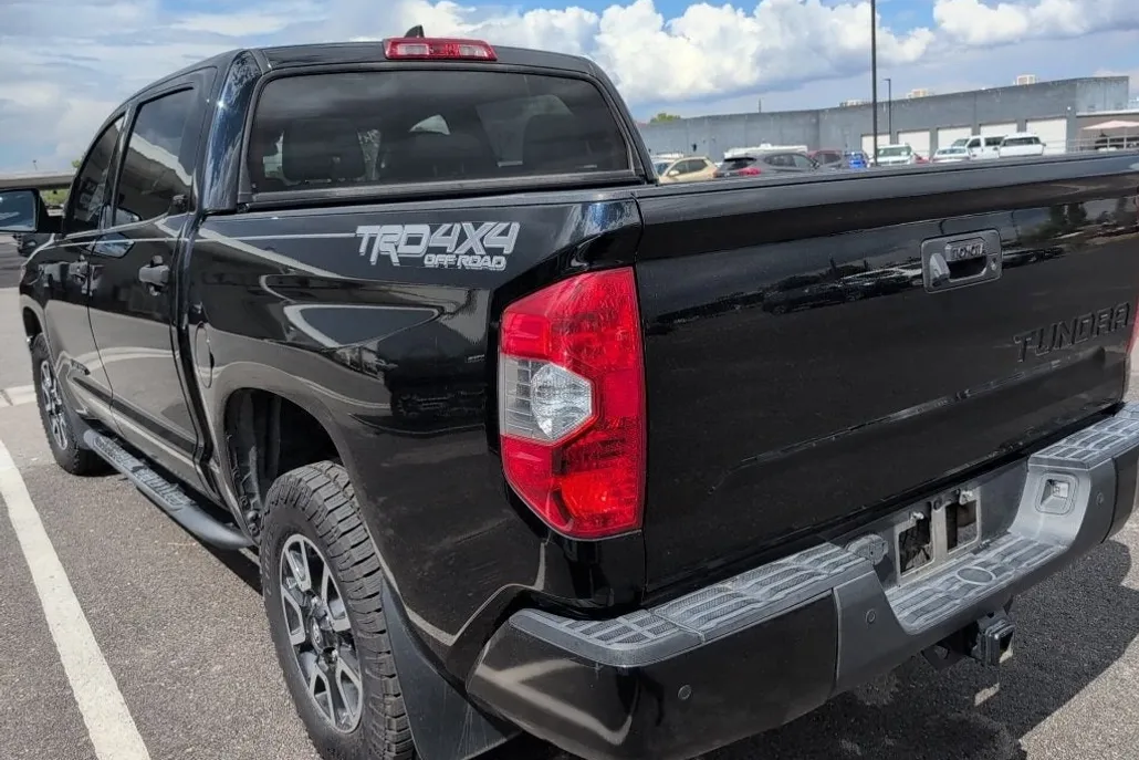 2021 Toyota Tundra SR5 CrewMax photo 1
