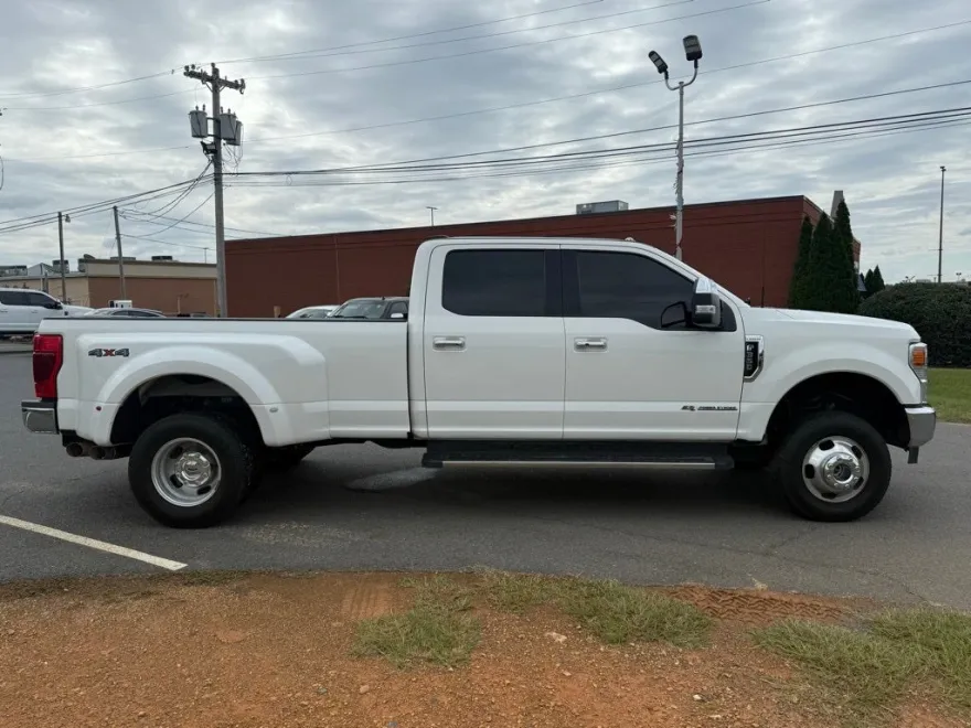 2022 Ford F-350 photo 1