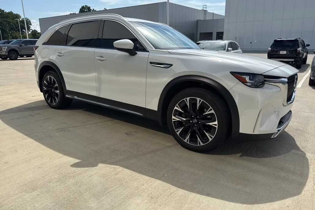 2024 Mazda CX-90 Plug-in Hybrid Premium photo 1