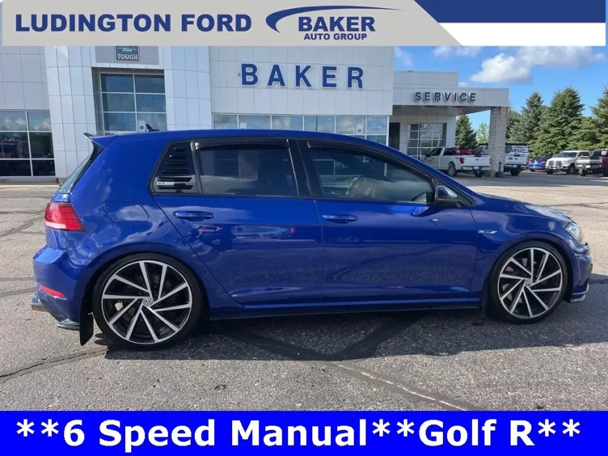 2019 Volkswagen Golf R 4Motion photo 1