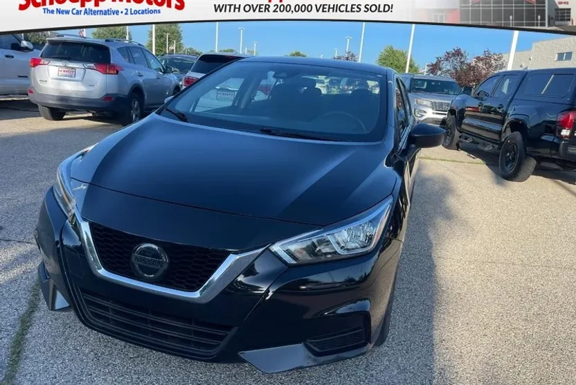 2020 Nissan Versa Sedan S photo 1