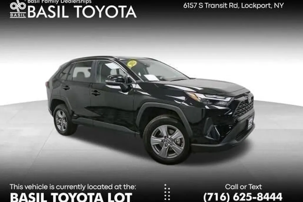 2025 Toyota RAV4 Hybrid XLE photo 1