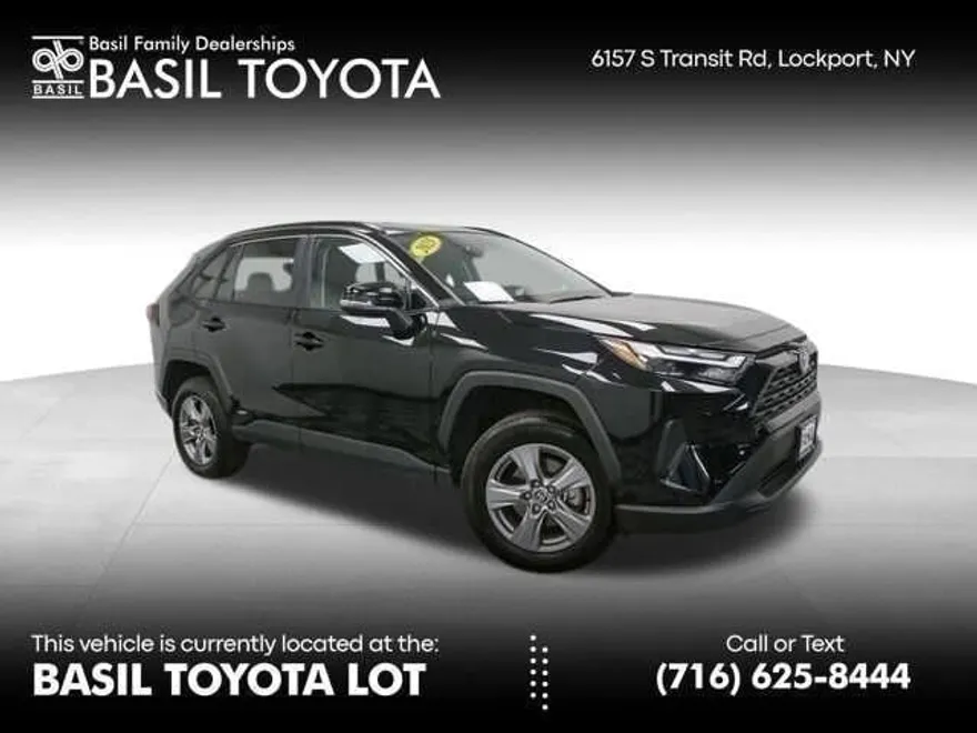 2025 Toyota RAV4 Hybrid XLE photo 1