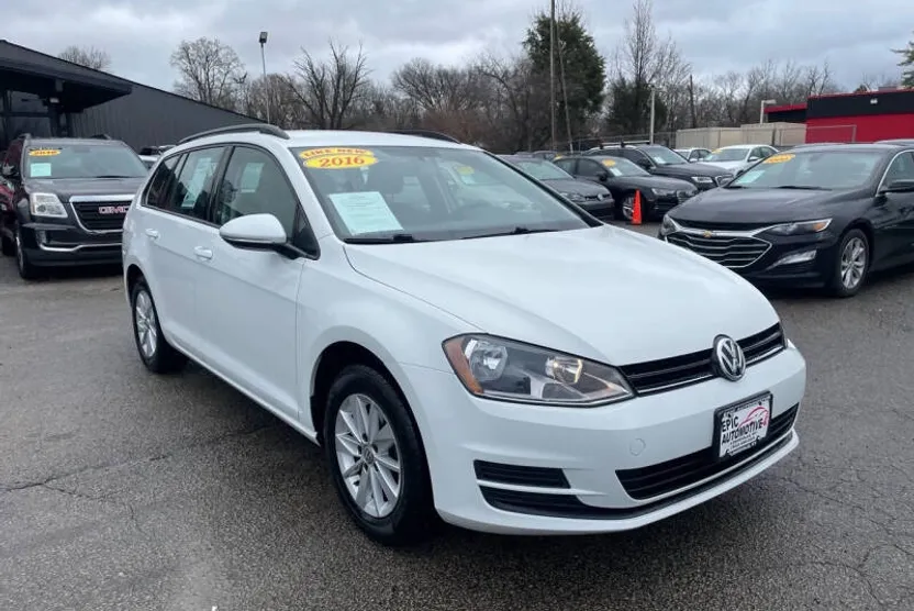 2016 Volkswagen Golf SportWagen TSI Limited TDI SEL photo 1