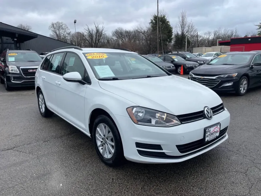 2016 Volkswagen Golf SportWagen TSI Limited TDI SEL photo 1