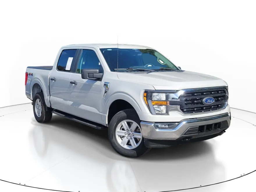 2023 Ford F-150 XLT photo 1