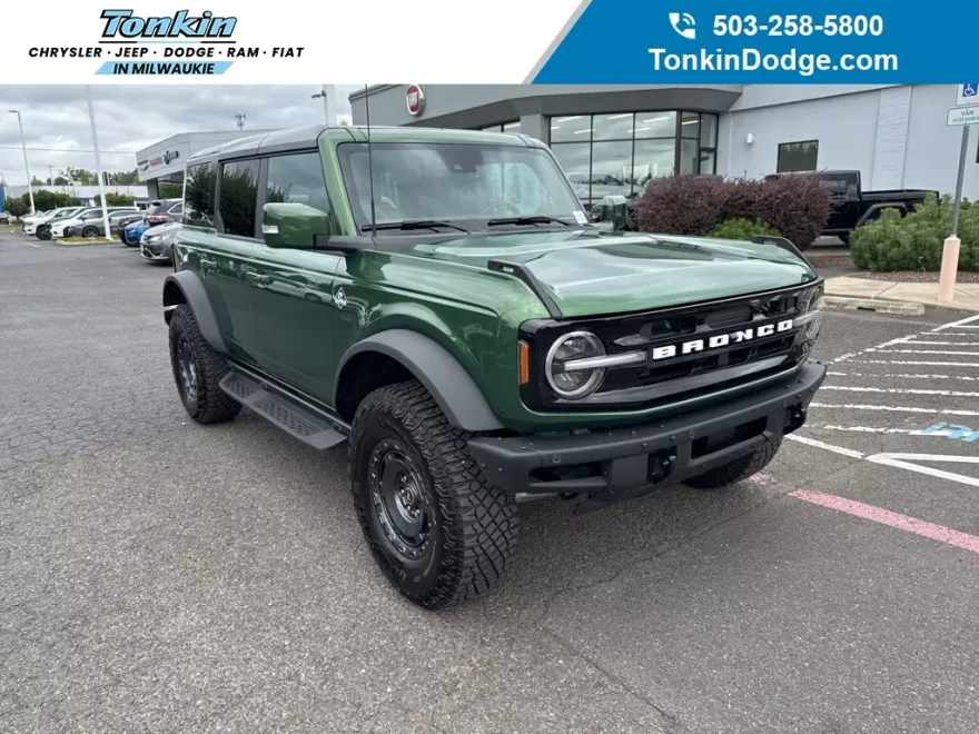 2024 Ford Bronco Outer Banks photo 1