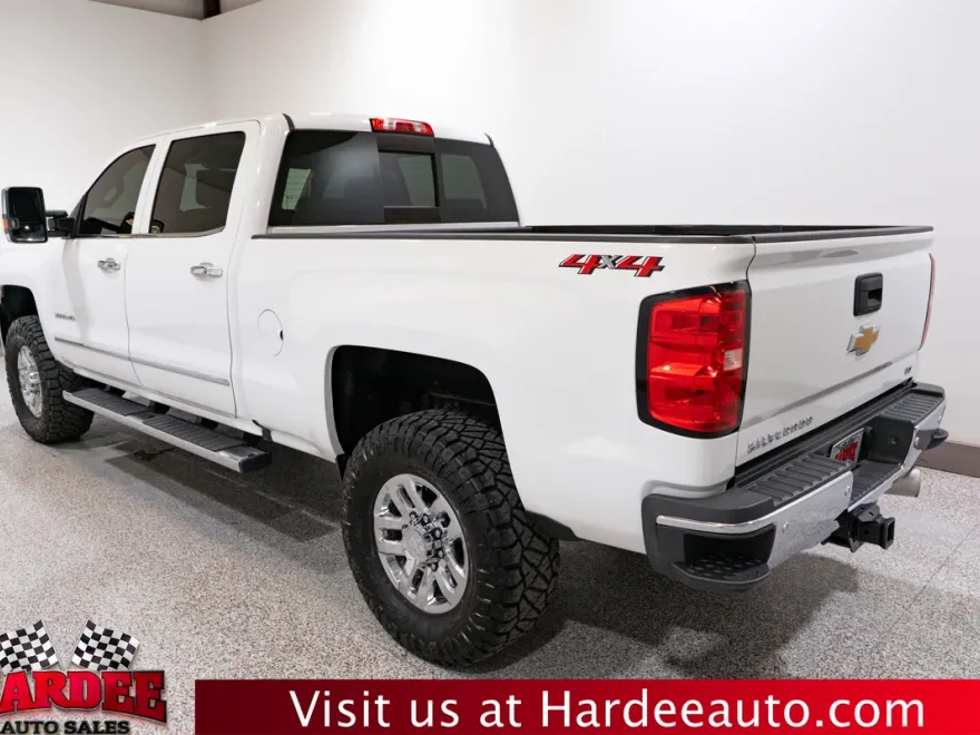 2019 Chevrolet Silverado 3500HD LTZ photo 1
